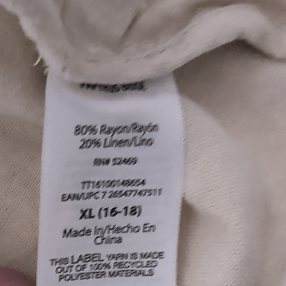 Time and Tru Women's Cream Blazer with Button Accents - Picture 6 of 6